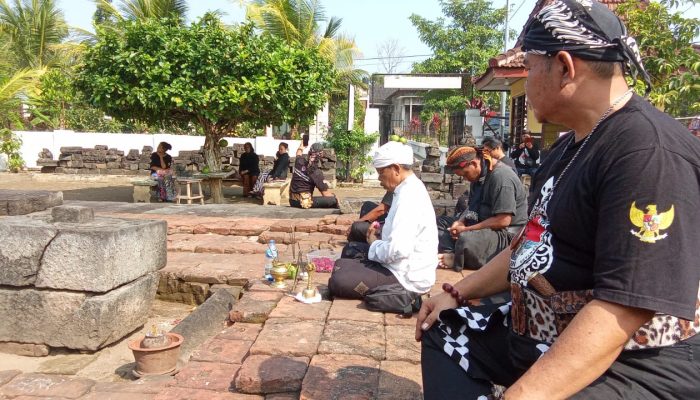 LP2BN Melaksanakan Piuning Menjelang Kirab Tumpeng Agung Nusantara Gotong Royong ke-12