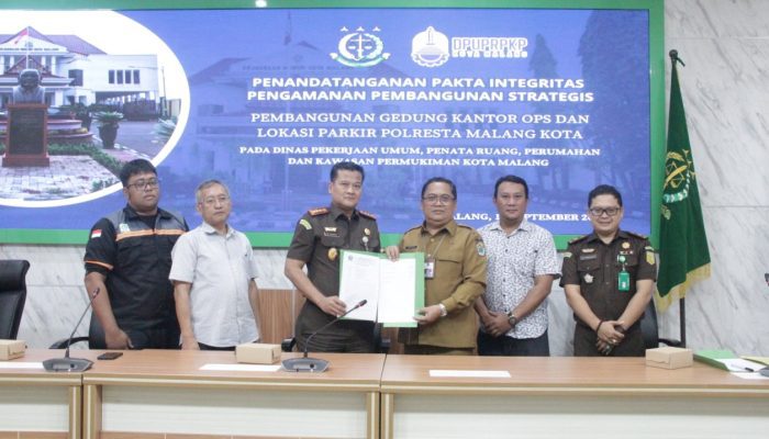 DPUPRKP Kota Malang Lakukan Penandatanganan Pakta Integritas dengan Kejari Kota Malang