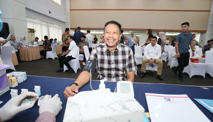 Wahyu-Ali Jalani Pemeriksaan Medis di Kemendagri